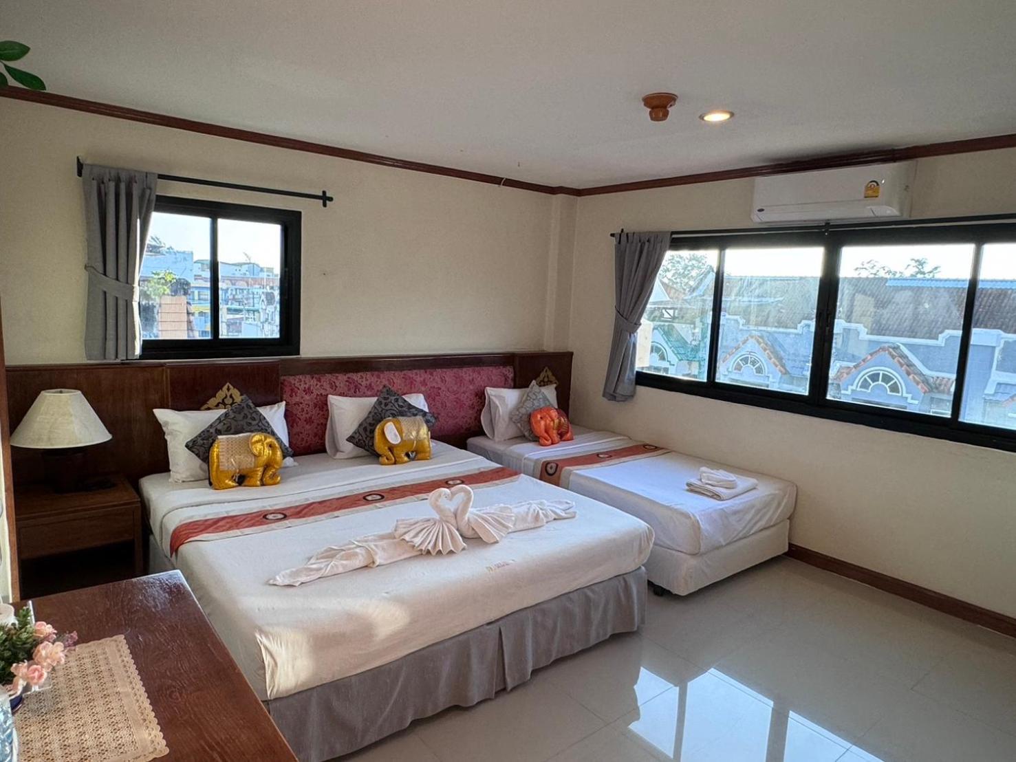 Your Place Inn Karon Екстериор снимка