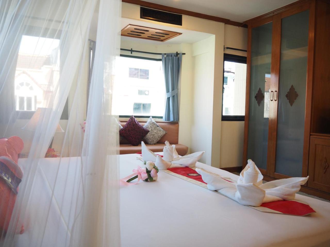 Your Place Inn Karon Екстериор снимка